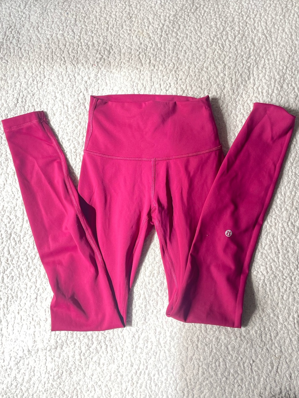 lululemon wunder under pink leggings 28” inseam size 2